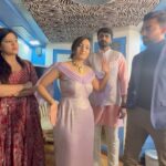 Vaishnavi Gowda Instagram - ‘ಸೀತಾರಾಮ’ ಟೀಮ್‌ನ ಕತ್ತಲು ಬೆಳಕಿನಾಟ! #SRGMP20 #SRGMP20Golbal #ZKReels #ZKPro #HosaVarshadaShubharambha #ZeeOnTheGoTheReels #ZeeKannada #BayasidaBaagiluTegeyona