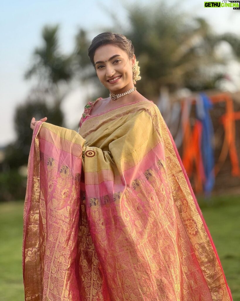 Vaishnavi Gowda Instagram - Sankrathi habba special 🌸🪁
