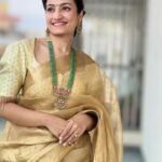 Vaishnavi Gowda Instagram – Nim Nota nan mele🌸 🎶 

Outfit- @arulaa_by_rashmianooprao 
Jewellery – @daivik.in