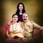 Vaishnavi Gowda Instagram - Happy anniversary Amma and appa ❤️✨