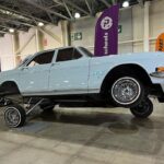 Valentin Petukhov Instagram – Сегодня открывается Moscow Auto Tuning Show и проработает а Крокусе до воскресенья. Заехал в первый день пока людей не очень много, посмотрел, кайф. Там и наши машины стоят, можете заценить в живую.
Кибертрак привлекает больше всего внимания.
Ну и @power_wheels в лучшем виде представлены. 💪