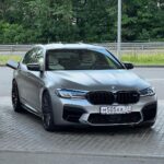 Valentin Petukhov Instagram - Почему выберешь красную?