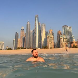Valentin Petukhov Instagram - «Купа́ние кра́сного коня́» — картина русского художника Кузьмы Петрова-Водкина. Написана в 1912 году, стала этапной для художника и принесла ему мировую известность.