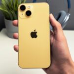 Valentin Petukhov Instagram - Вроде как на этой неделе ожидаются какие-то анонсы от Apple. Среди которых весенний iPhone 14 в желтом. Plus, очевидно, тоже получит новый-старый цвет.