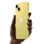 Valentin Petukhov Instagram - Вроде как на этой неделе ожидаются какие-то анонсы от Apple. Среди которых весенний iPhone 14 в желтом. Plus, очевидно, тоже получит новый-старый цвет.