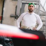 Valentin Roellinger Instagram - Le 8 octobre approche à grand pas j’ai tellement hâte de la course ! Ça s’entraîne fort en attendant. 💪 Encore une fois un gros merci à @zebet_fr pour leur confiance j’ai vraiment hâte de découvrir notre voiture aux couleurs de nos deux sponsors 😍