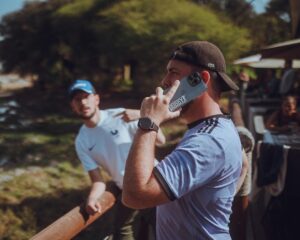 Valentin Roellinger Instagram - Encore un gros merci à @rhinoshieldfrance pour leur confiance et ces souvenirs gravés 🇿🇦❤️ 

On oublie pas le code promo : LESVLOGSDUV

💪📸 @auroretp