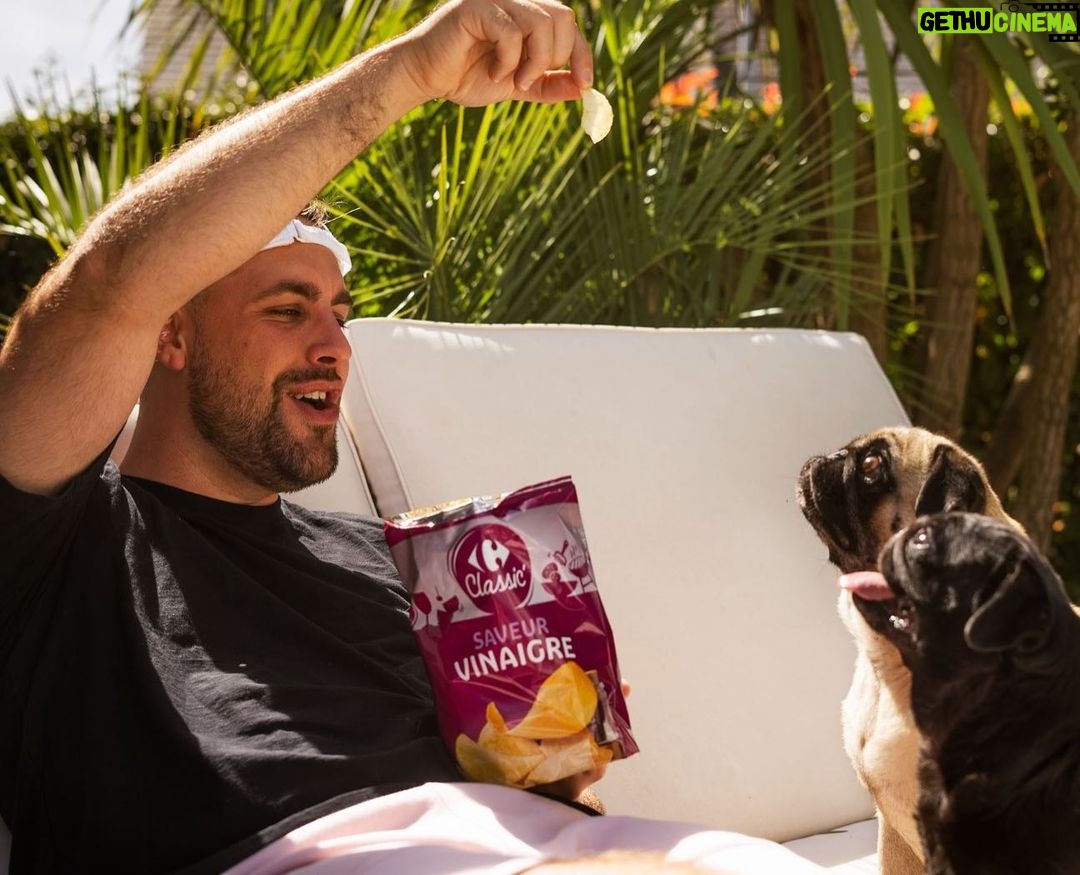 Valentin Roellinger - 151K Likes - Petit Jeu Concours que l’on organise avec Carrefour ! On vous offre une carte cadeau de 1.000 euros valable en magasin et sur le site.
J’en ai profité pour faire un sacré barbecue, tente ta chance et régales-toi !
Pour participer :
-Follow @carrefourfrance & @Valouzz_
-Like le post
-Commente le post
Tirage au sort le 10/09/2022
#CarrefourConcours