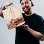 Valentin Roellinger Instagram - Les premiers restaurants @burgouzz ouvrent leurs portes ! Toutes les infos dans ma vidéo Youtube de 12h (j’suis pas en stress du tout 🥸)