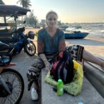 Valentina Shevchenko Instagram - Putting #Tanakah 🪵 in case #sunscreen doesn’t work properly 😅 Thailand