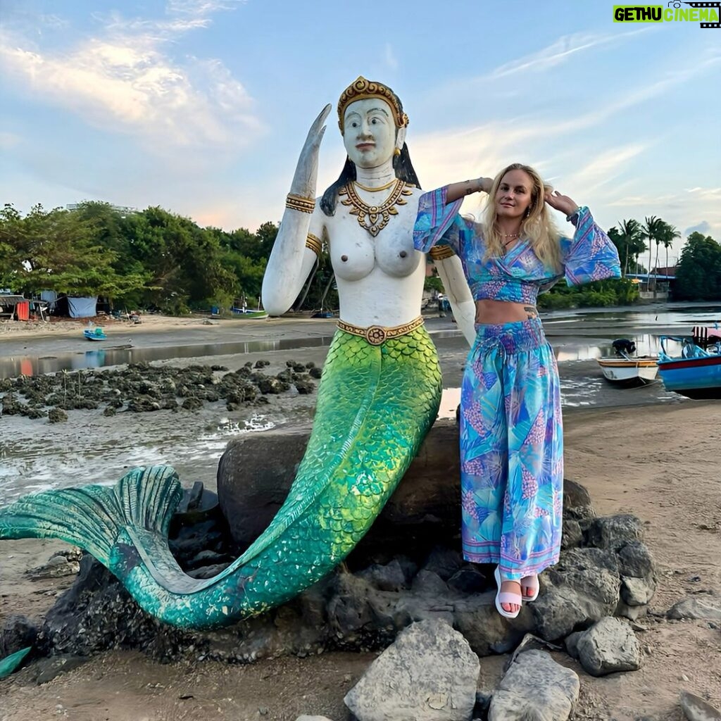 Valentina Shevchenko Instagram - 🧜🏻‍♀️☀️🧜🏻‍♀️ Koh Samui Thailand