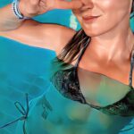 Valentina Shevchenko Instagram - Swimming at night ✨ under the full moon 🌕 #Travel #Thailand #Exploring #Provinces #FullMoon