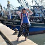 Valentina Shevchenko Instagram - Visiting Thai fisherman port today 🎣 #Thailand #fisherman #seaport #travel #lifestyle #pescador Phuket, Thailand
