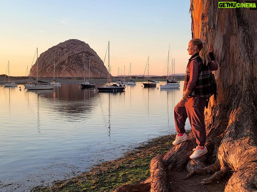 Valentina Shevchenko Instagram - Morro Bay 🌅 #California Morro Bay, California