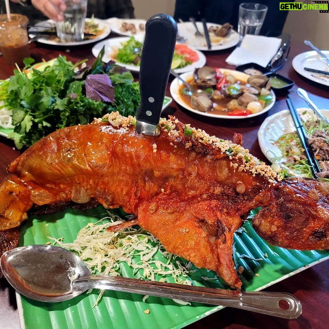 Valentina Shevchenko Instagram - Thanksgiving ๐ฆ๐ day with friend in Seattle ๐งก๐ Seattle, WA, USA