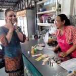 Valentina Shevchenko Instagram - Putting #Tanakah 🪵 in case #sunscreen doesn’t work properly 😅 Thailand