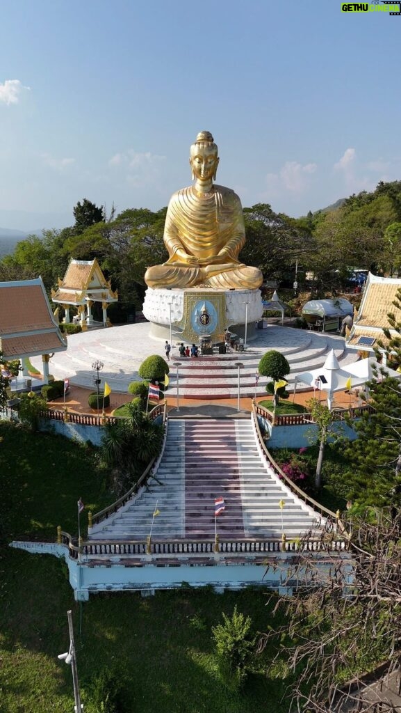 Valentina Shevchenko Instagram - Buddhist temple Phra Mahathat Chedi Phakdee Prakat พระมหาธาตุเจดีย์ภักดีประกาศ #Thailand