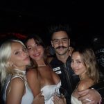 Valentina Zenere Instagram - empezando el año con mi gente bella