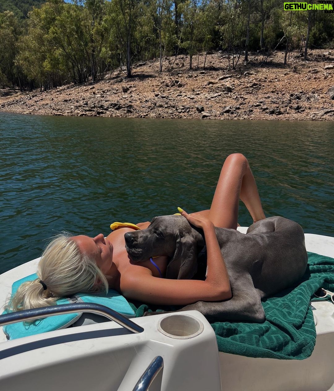 Valentina Zenere Instagram - el 🤍 explotado de amor