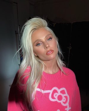 Valentina Zenere Instagram - 💗💖💓💞💝💘