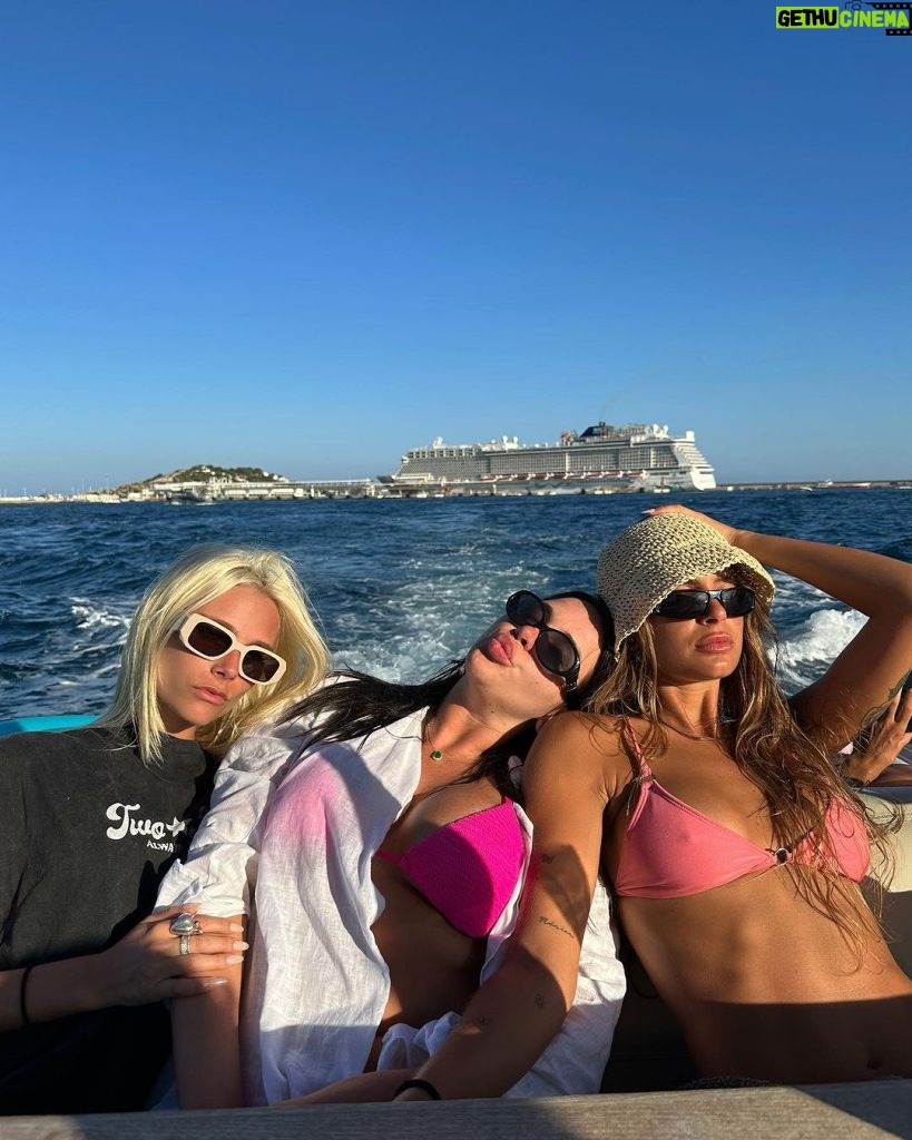 Valentina Zenere Instagram - x2💖 The Standard, Ibiza