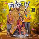 Varun Sharma Instagram - Ouiiii…Ouiii…Ouiiii…Aagaya Bhai Aagaya Apna Trailer Aagaya❤️✨ Isa Baar Aapke liye laaye hai ek naya tohfa! 🎁 #Fukrey3 trailer out now.💫💕 @pulkitsamrat @oyemanjot @pankajtripathi @therichachadha @mriglamba @excelmovies @ritesh_sid @faroutakhtar @vipulhappy @amalendu_dop @kassimjagmagia @vishalrr @imanojchouhan @aafilms.official @zeemusiccompany
