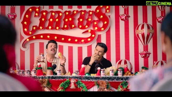 Varun Sharma Instagram - Chings khaiye aur family ke saath 23 December ko Cirkus dekhne jaiye❤️⚡️ #cirkusthischristmas #chings