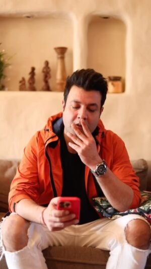 Varun Sharma Instagram - Who says single’s day is to celebrate being single?
Just mingle with McDonald’s Single 11 products and make the most of this day only on the McDonald’s App. Download Now! 

#McDonaldsInIndia #McDonaldsSingles11 #SinglesDay #McDonaldsApp #ImLovinIt