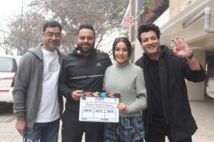 Varun Sharma Instagram - Starting off 2024 on a First Class note with gratitude and excitement as we commence our Shoot today for ‘Sab First Class’ with my Jigri @shehnaazgill helmed by @balwindersinghjanjua and Produced by @muradkhetani Sir @cine1studios  @movietunnelproductions & @officialjiostudios 

This one is gonna be a Super fun ride and this one’s for everyone who’s been there and your support is why life mein ‘Sab First Class’ hai! ❤️💫 

Jai Mata Di 😇✨