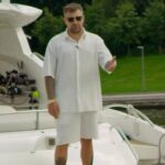 Vasiliy Vakulenko Instagram - Сочи! Жду всех 18 августа на концерте Ноггано в клубе VИНОГРАD! Билеты по ссылке в сторис! Sochi, Russia