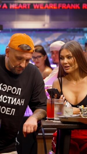 Vasiliy Vakulenko Instagram - 🕺Майкл Джексон жив не только в наших сердцах, но и в Монако!

Доказательства завтра в новом выпуске #ВопросРебром!
