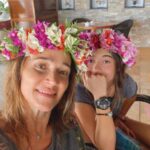 Verónica Lozano Instagram – Buscar en el carrete , buscarte para tenerte un ratito .. fotos q nos hacen viajar en el tiempo , que nos traen sabores y aromas . 
Estás en mi , en mi corazón ♥️ 
Mamá, ma , mami! Te extraño y te tengo . 
Gracias Antony por hacerme mamá, por este viaje hermoso y loco , por nuestros días de amor y de peleas. Gracias por este desafío . Gracias Corchi por la familia q somos 💝•
Feliz día para todas las Mamás  de este universo 🐶🐈👶🏻🌸💘