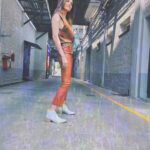 Verónica Lozano Instagram - BERNA 🧡 @berna.com.ar • Botitas @vikki.shoes 🌈• @mechita111 @irearcieri @maruvenancio 🍀 @peluqueroscontemporaneos 📸