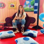 Verónica Lozano Instagram - En abril alzamos juntos la voz! estés donde estés por más inclusión y respeto por los derechos de las personas en el espectro autista. sumate vos también #autismo #autismofeliz #diamundialdelautismo💙 @nickjrla @fundacionfamiliasceacordoba @brincarautismofeliz #JuntosPorUnMundoMejo