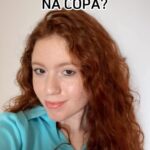 Victória Diniz Instagram - Que tipo de torcedor é você na copa? 🇧🇷 Eu sou todas, mas principalmente a que ama se arrumar pros jogos e não abre mão dos produtos da linha completa Elseve Cachos Longos dos Sonhos de @lorealparis! Eles oferecem uma nutrição profunda da raiz até as pontas pois são enriquecidos com ácido hialurônico e óleo de rícino. Tudo de bom né? 😍 #publicidade #elseve #cachoslongosdossonhos