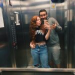 Victória Diniz Instagram - Feliz 1 ano para nós meu amor!! Nesses 365 dias juntos, aprendemos muito um com o outro, e eu quero passar o resto da vida aprendendo com você e esse seu jeito único de enxergar o mundo. Obrigada por me incluir na sua vida, nos seus hobbies, seus gostos… Eu amo aprender cada vez mais sobre você e as coisas que você gosta. Amo compartilhar segredos nossos e ficar rindo um do outro até altas horas, ou quando assistimos algo juntos e cochilamos sem querer, quando você percebe que eu estou agitada e tenta me acalmar mesmo sem falar nada… Entre outros momentos tão incríveis que só nós dois sabemos, vivemos e aproveitamos durante esse 1 ano!! Obrigada por além de tudo ser meu melhor amigo, você sabe que pode sempre contar comigo, vou sempre te apoiar ❤️ Eu te amo meu gatinho!