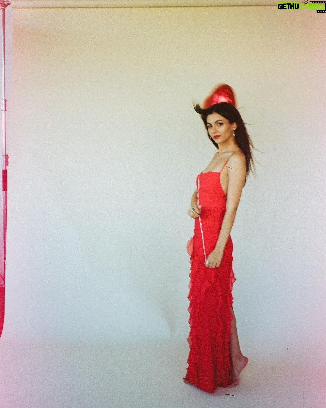 Victoria Justice Instagram - Thank You February ππΌπ Another year around the sun π, released a brand new song (go stream Tripped) & lots more. What a wild month. March, what do you have in store? Iβm ready π