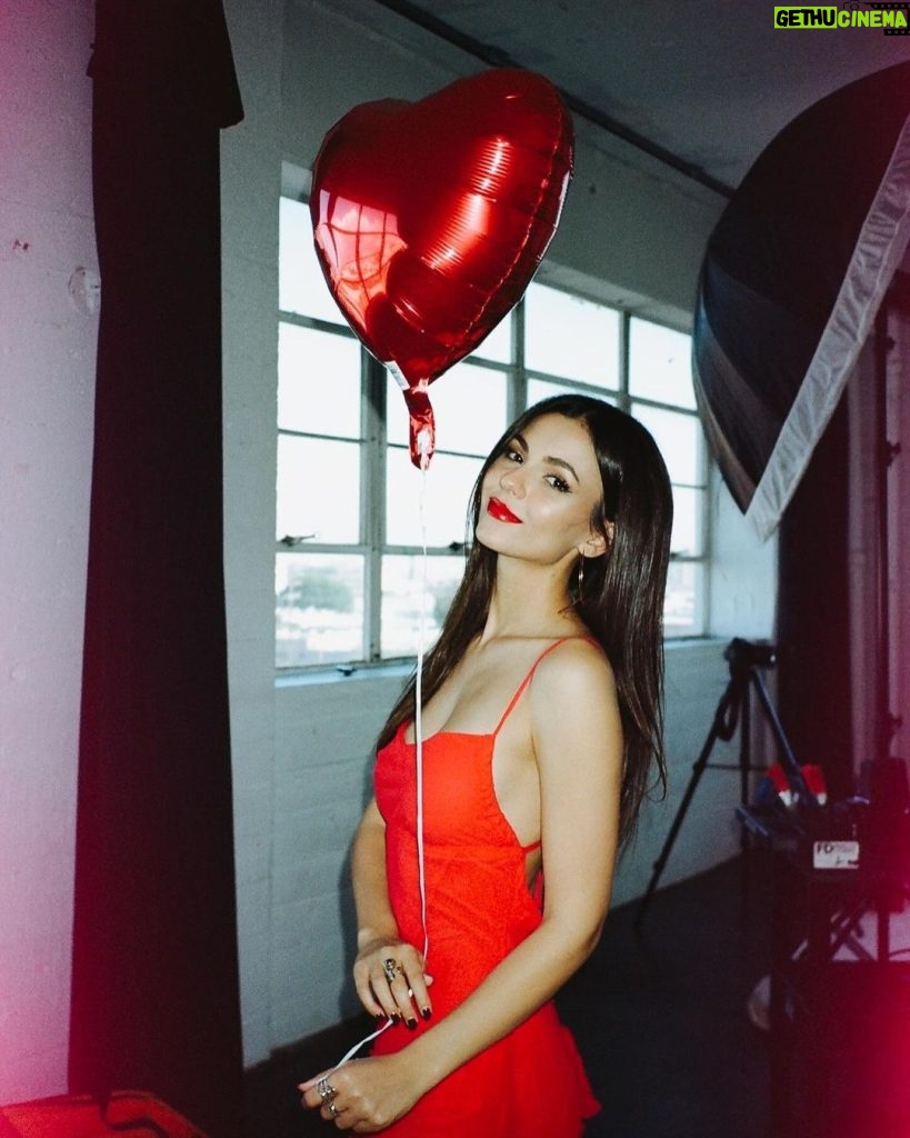 Victoria Justice Instagram - Thank You February 🙏🏼💓 Another year around the sun 🎈, released a brand new song (go stream Tripped) & lots more. What a wild month. March, what do you have in store? I’m ready 😏