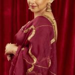 Vidya Balan Instagram – Saree and old songs…kyunki dil abhi bhara nahin ❣️
