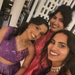 Vidya Vox Instagram - Lovely weekend getting bestie @sangeeta108 hitched! Proud of the way the ceremony hair turned out! Call me for your ceremony hair needs 😜 Puerto Rico