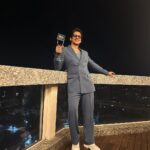 Vijay Varma Instagram - Won Best actor drama for #KaalKoot! Thank you @theitaofficial ❤️ This belongs to my writer/director @sumit.saxena.35912 and his maverick team, who made such a gripping and taut police procedural and gave me the opportunity to be this tender character of Ravi Shankar Tripathy. We deep dived into this with unparalleled commitment and I’m so happy we have another moment to celebrate now. This wouldn’t have been possible without the excellence of @battatawada @gopaldatt @iyashpalsharma sir, @seema.biswas.792 ma’am @suzannamukherjee @enabshenab @qamar_hiba @rohanverma_95 and all the terrific actors I had the honour of sharing the screen with. Thank you @viacom18studios @tippingpointfilms @leomediacollective @officialjiocinema @ajit_andhare @bindraamritpal @anandntiwari @karanstyagi @arunabhkumar, DOP Manish Bhatt for giving life to this show. And special love to the terrific music team @raghavandarjun for cutting edge tracks. Big hug 🤗🤗🥂