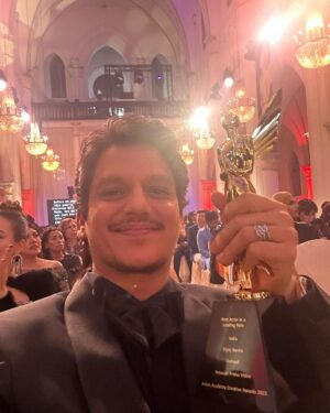 Vijay Varma Instagram - It’s always amazing when you win an award but this time it was more special because your win is your country’s win. I had the honour of receiving the coveted Asian Academy Best Actor in leading role for Dahaad! I was nominated alongside 10 other acting talents across Asia-Pacific and it was quite a Power packed room.. but happy to say to my countrymen.. we are the best in Asia-Pacific, baby!  Thank you so much @asianacademycreativeawards for the honour.🕺🏻
Couldn’t have done this without my #dahaad team @reemakagti1 @ruchoberoi @aslisona @gulshandevaiah78 @shah_sohum @zoamorani @tanaysatam @yogisankotra @smriti.schauhan @ritesh_sid @vishalrr  @excelmovies @tigerbabyofficial @primevideoin