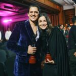 Vijay Varma Instagram - The Filmfare Night ✨✨ @filmfare Big love to my wonderful teams from #Dahaad and #Darlings. Congratulations @aslisona! Missed you at the show. Come back and take your much deserving trophy 🕺🏻