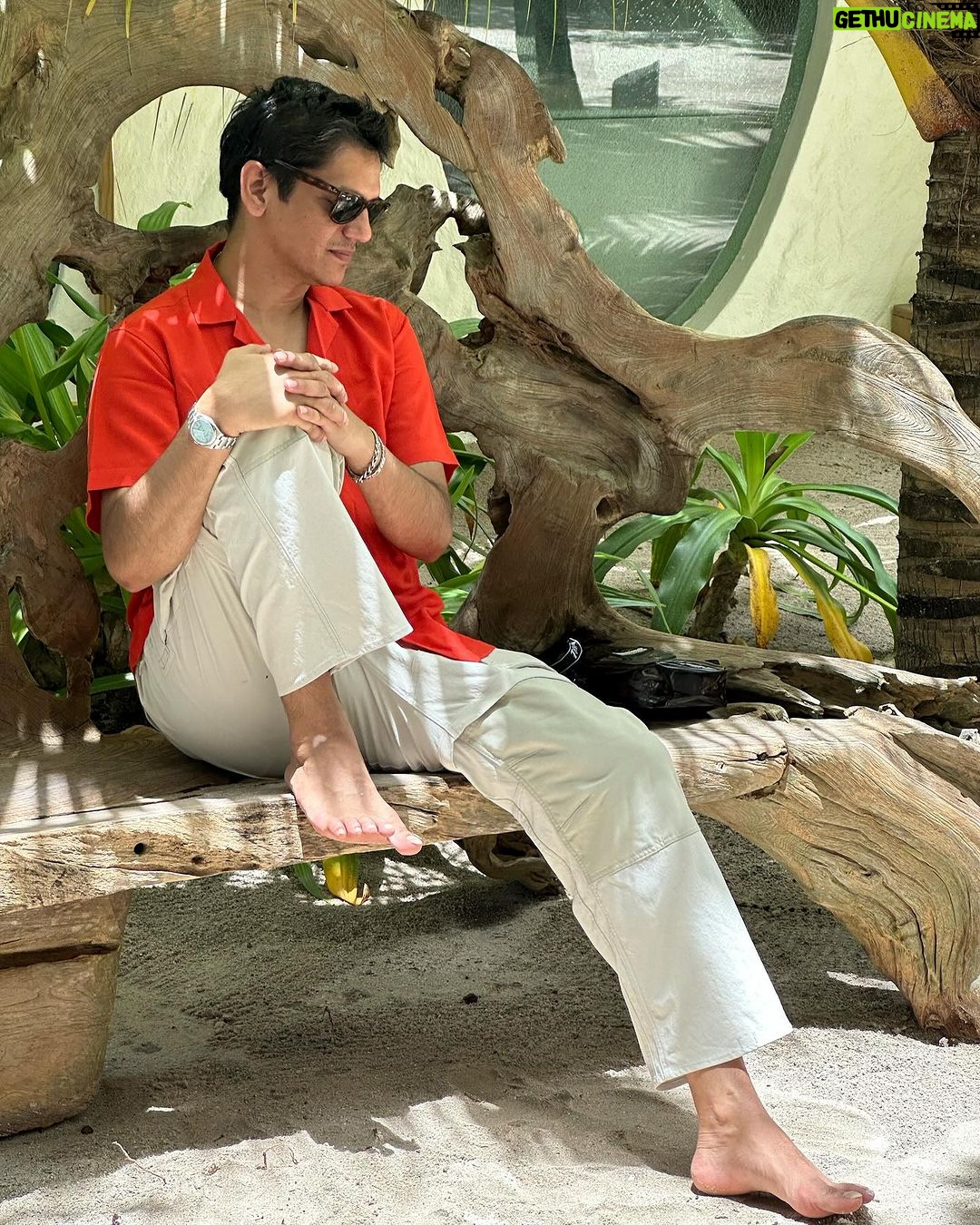 Vijay Varma - 417.4K Likes - मालदीव्स