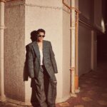 Vijay Varma Instagram - Meet Elle Icon Man 💥 Thank you @elleindia for the honour❤️ Styled by @vrindaanarang Shot by @sheldon.santos Wearing @gucci outfit and @louboutinworld shoes