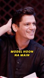 Vijay Varma Instagram - Model hoon na main.. back on public demand😎 Meaningful galeez shayari mein mere hum safar @zakirkhan_208 @gopaldatt @tanmaybhat @shenaztreasury #farzimushaira on @amazonminitv @youtubeindia