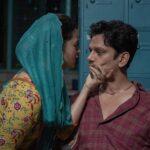 Vijay Varma Instagram - One year of #Darlings ❤️ So proud of this crazy story and the twisted relationships it explored. Cheers to my lovely team and to the audience🥂 @aliaabhatt @shefalishahofficial @roshan.matthew @jasmeet_k_reen @netflix_in @redchilliesent
