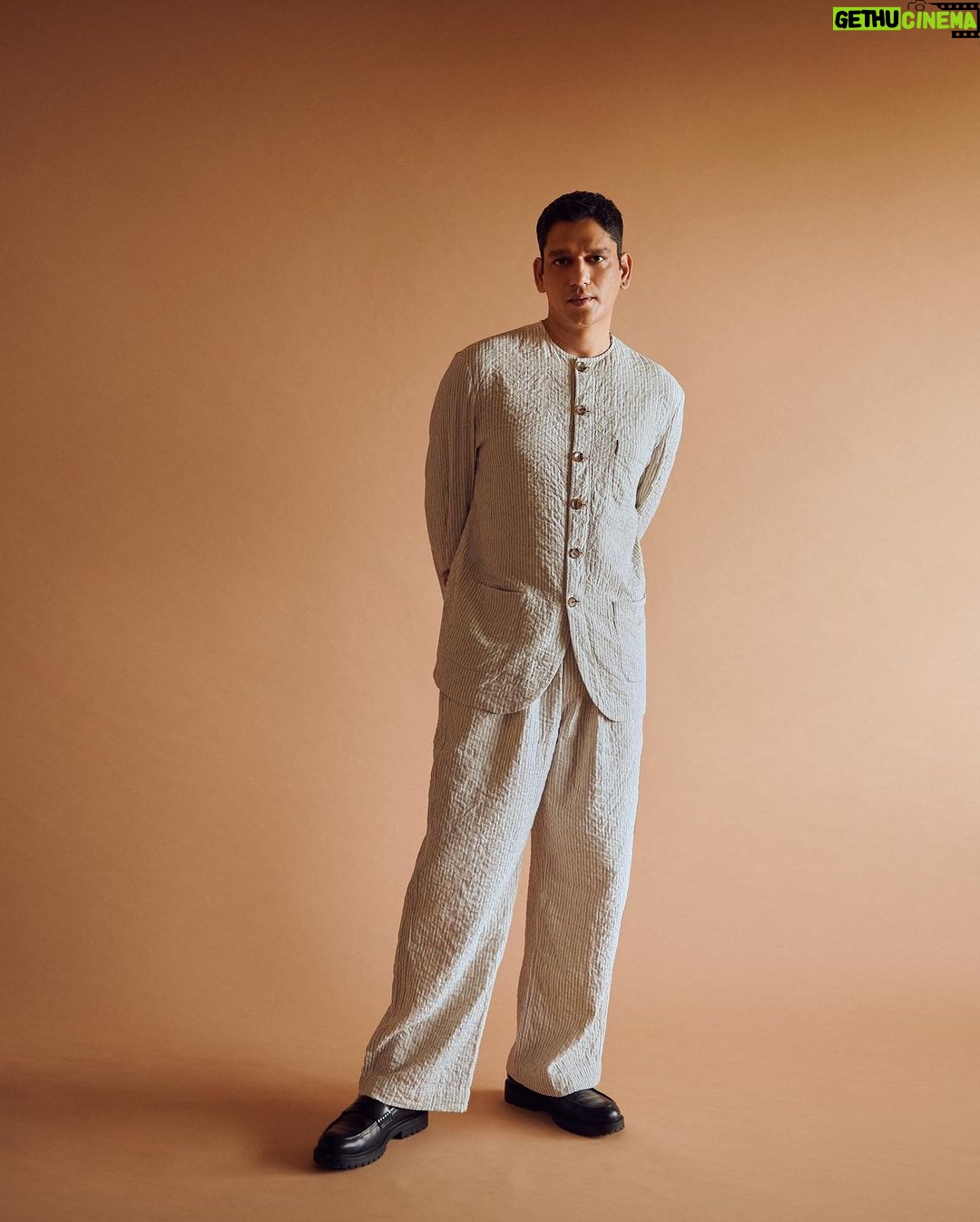 Vijay Varma Instagram - #kaalkoot promotions vibe check👀 Wearing @itohnewdelhi Styled by @vrindaanarang Photos @aviraj