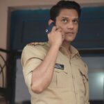 Vijay Varma Instagram - 2 episodes of Kaalkoot is now streaming on @officialjiocinema It’s made with mad passion by @sumit.saxena.35912 and his team. Pls watch it❤️ #KaalKoot @battatawada @seema.biswas.792 @iyashpalsharma @gopaldatt @Suzannamukherjee @ajit_andhare @bindraamritpal @anandntiwari @viacom18studios @tippingpointfilms @Leomediacollective @Karanstyagi @Arunabhkumar