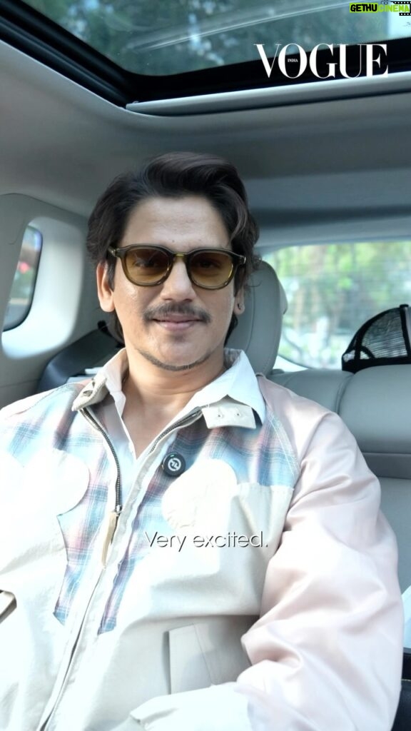 Vijay Varma Instagram - In the final segment of Vogue Front Row, Vijay Varma joins us a guest editor for the GQ X FDCI Men’s Edit show at fashion week. From breaking down his own fit to runway looks—tap to watch his frow experience. @itsvijayvarma @lakmefashionwk @fdciofficial @countrymade_in @jaywalking.in @rishtabyarjunsaluja @rochelle.pinto @shriyazamindar @sonakshiisharrma Video by: @vids__bala #VogueFrontRow #VogueFashion